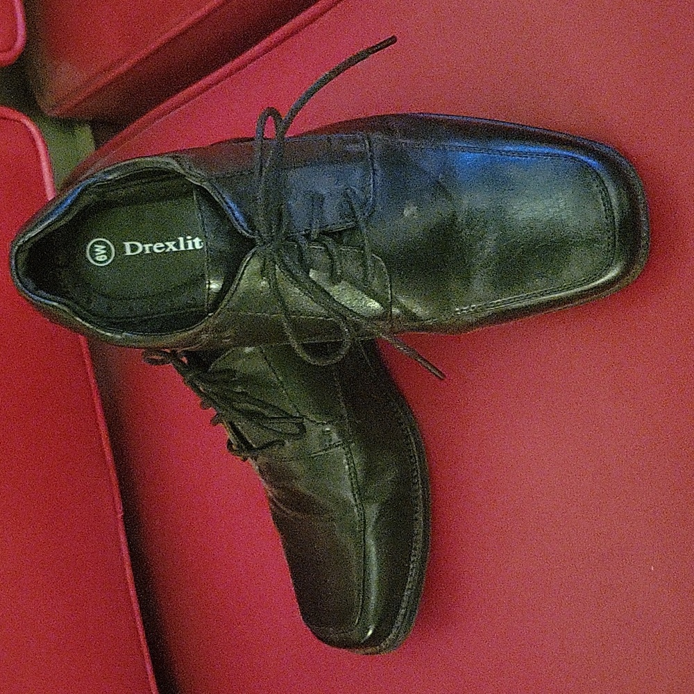 Mens dress shoes
